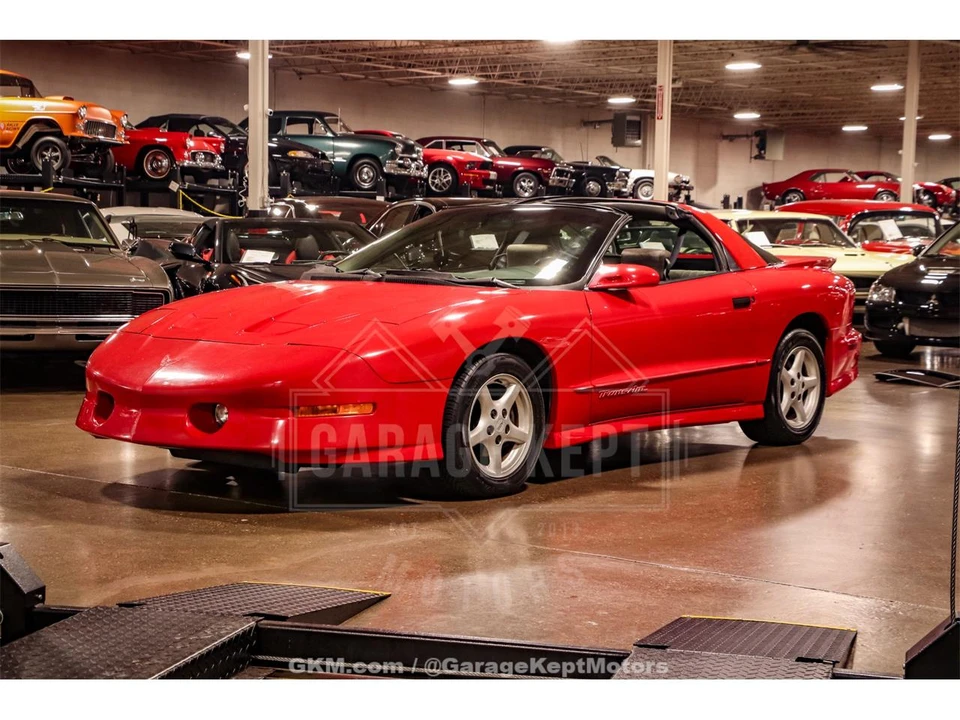 1995 Pontiac Firebird 4th Gen - Image 17 of 31