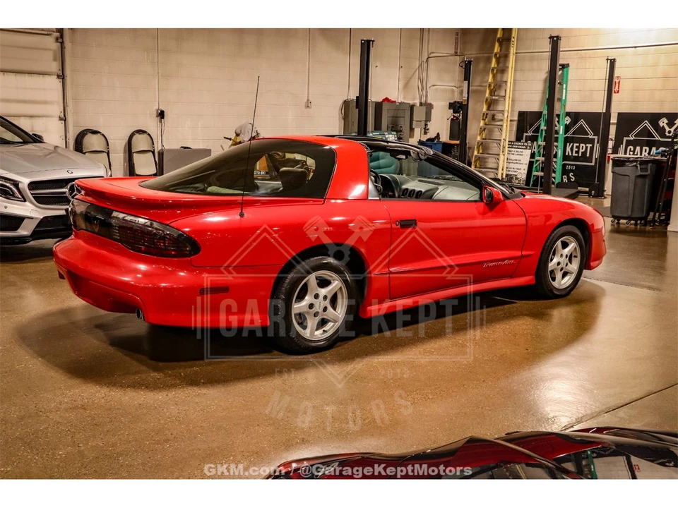1995 Pontiac Firebird 4th Gen - Image 23 of 31