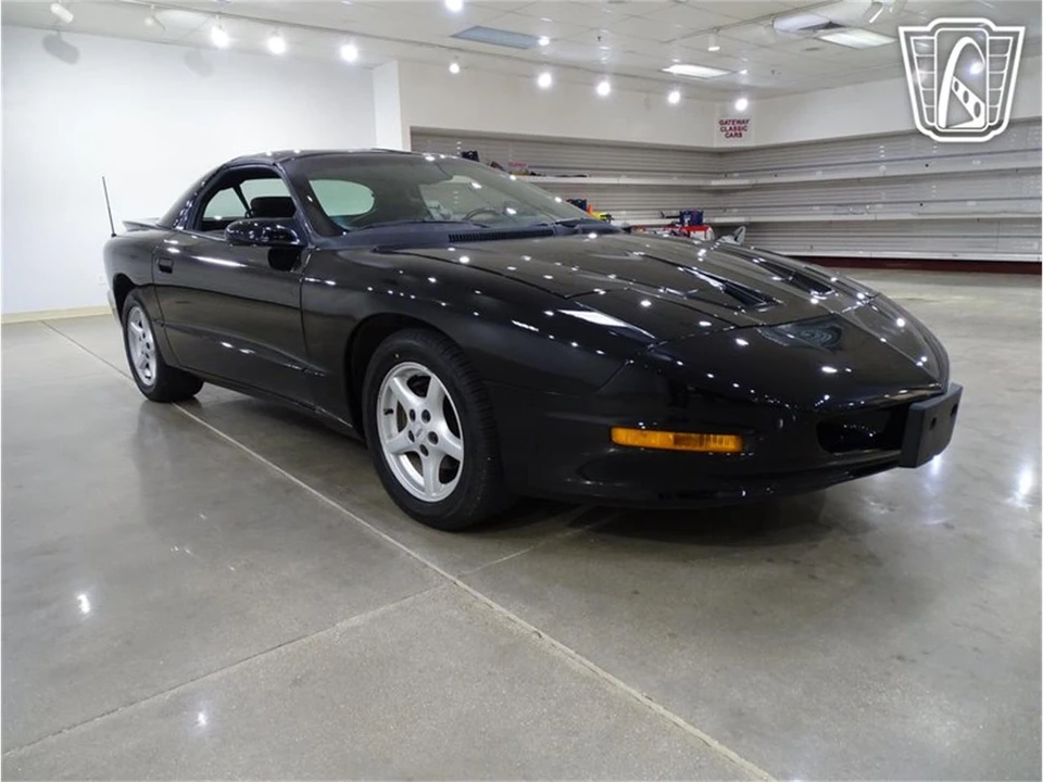 1995 Pontiac Firebird 4th Gen - Image 21 of 31