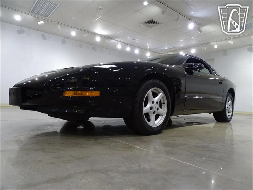 1995 Pontiac Firebird 4th Gen - Image 4 of 31