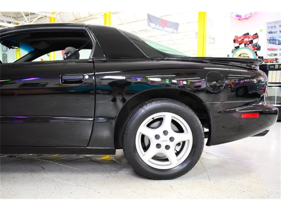 1995 Pontiac Firebird 4th Gen - Image 22 of 31