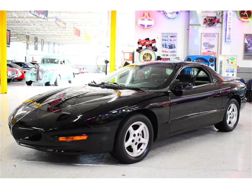 1995 Pontiac Firebird 4th Gen - Image 23 of 31