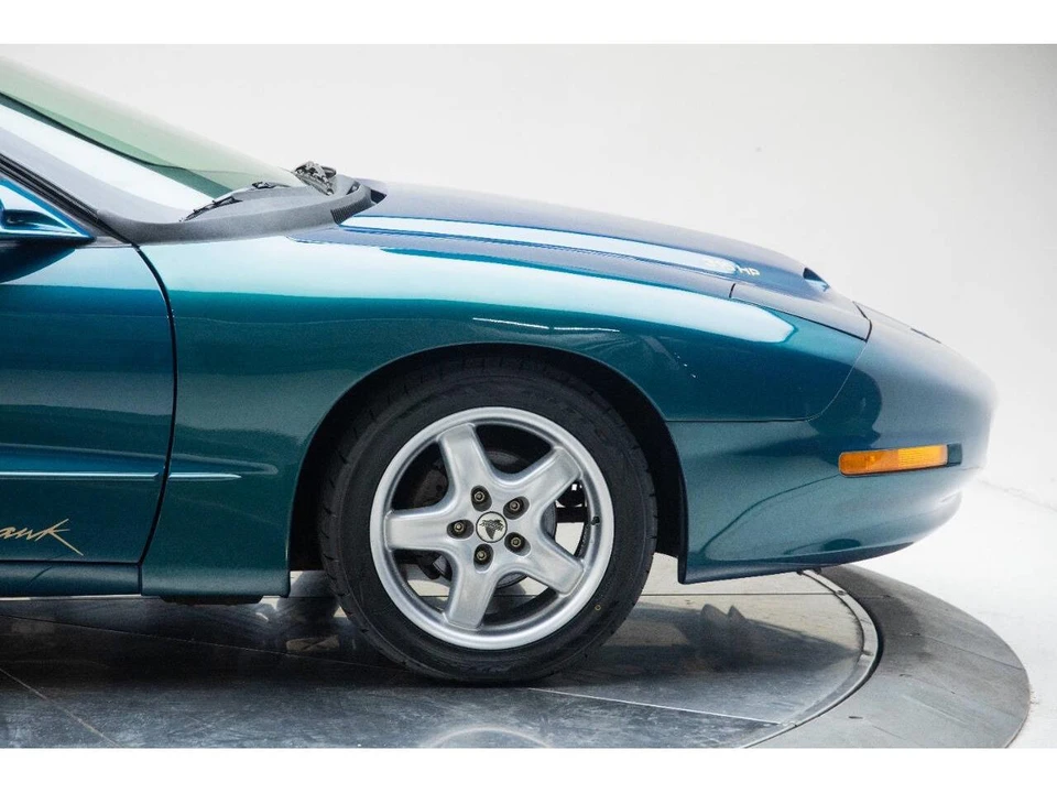 1995 Pontiac Firebird 4th Gen - Image 6 of 31