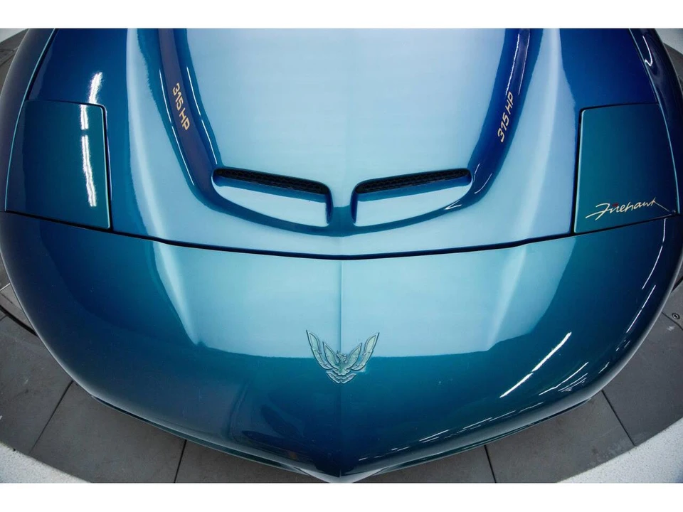 1995 Pontiac Firebird 4th Gen - Image 24 of 31