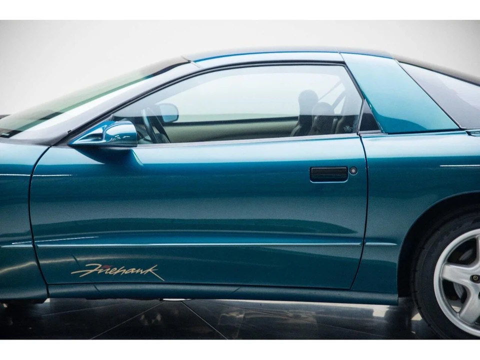 1995 Pontiac Firebird 4th Gen - Image 8 of 31