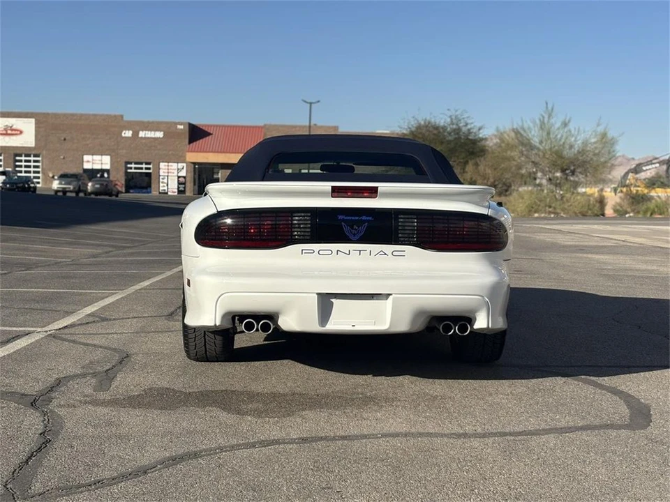 1995 Pontiac Firebird 4th Gen - Image 19 of 31