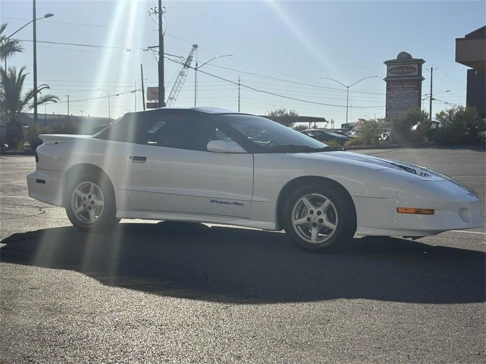 1995 Pontiac Firebird 4th Gen - Image 23 of 31