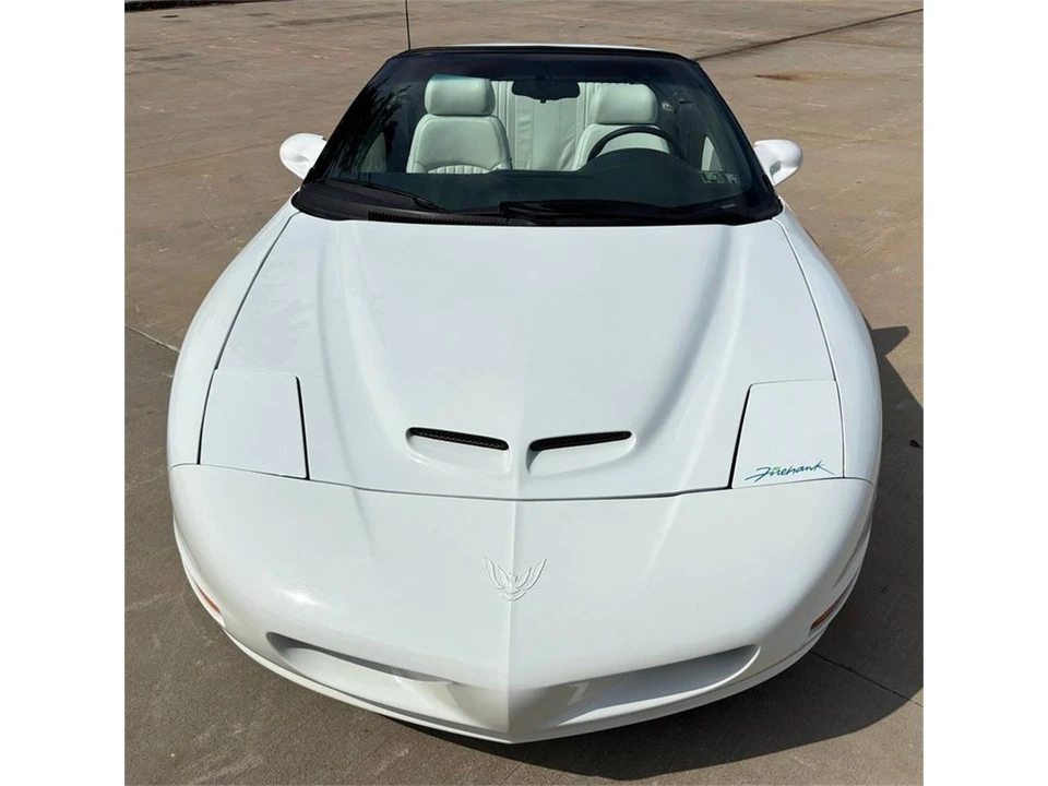 1995 Pontiac Firebird 4th Gen - Image 13 of 31