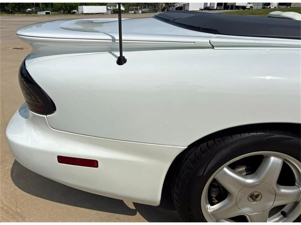 1995 Pontiac Firebird 4th Gen - Image 28 of 31