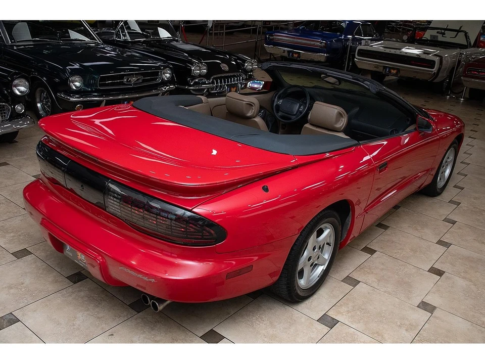 1995 Pontiac Firebird 4th Gen - Image 13 of 31