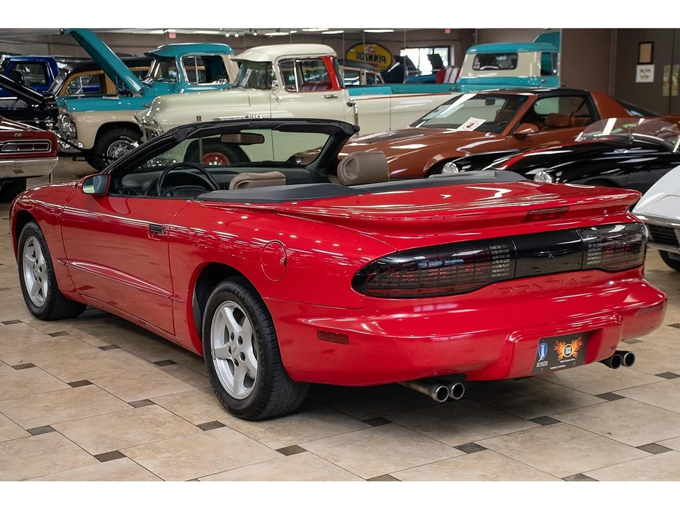 1995 Pontiac Firebird 4th Gen - Image 10 of 31