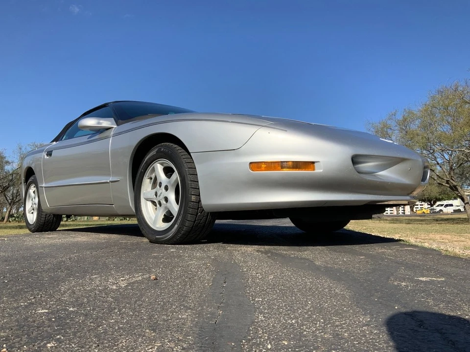 1995 Pontiac Firebird 4th Gen - Image 7 of 12