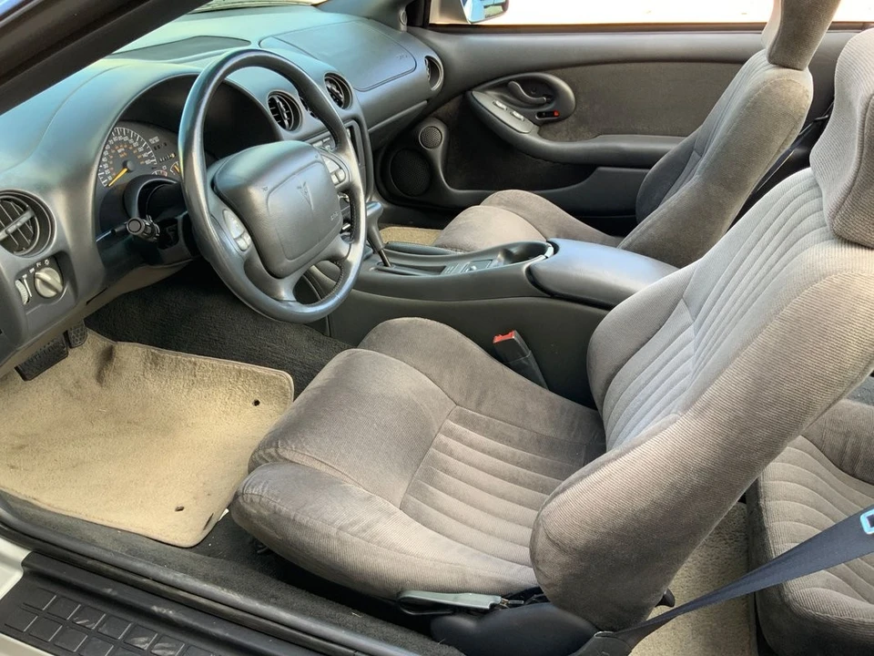 1995 Pontiac Firebird 4th Gen - Image 2 of 12
