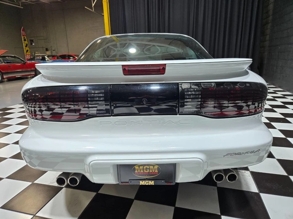 1995 Pontiac Firebird 4th Gen - Image 8 of 12