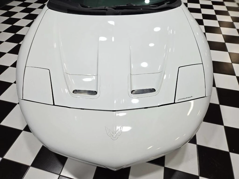 1995 Pontiac Firebird 4th Gen - Image 9 of 12