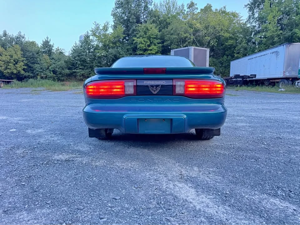 1995 Pontiac Firebird 4th Gen - Image 5 of 20