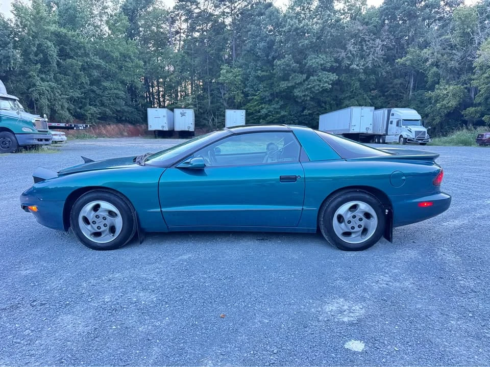 1995 Pontiac Firebird 4th Gen - Image 7 of 20