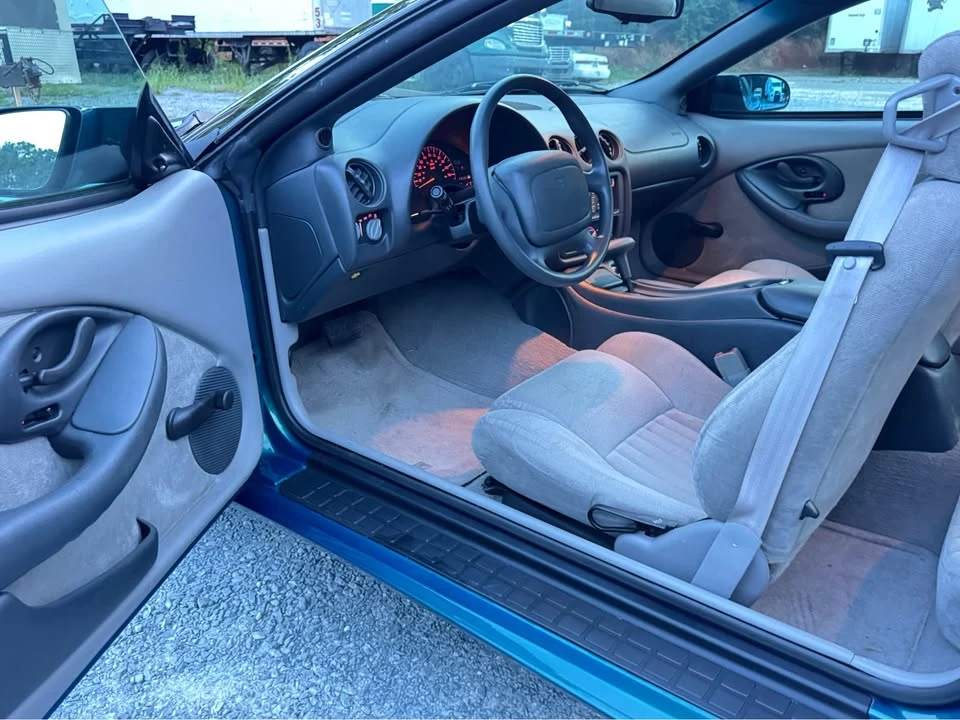 1995 Pontiac Firebird 4th Gen - Image 11 of 20
