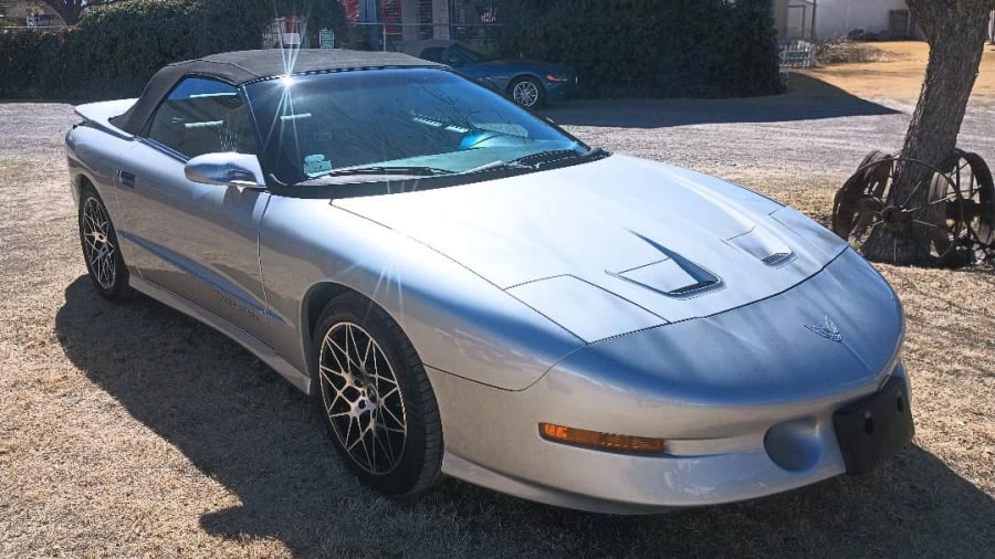 1995 Pontiac Firebird 4th Gen - Image 4 of 10
