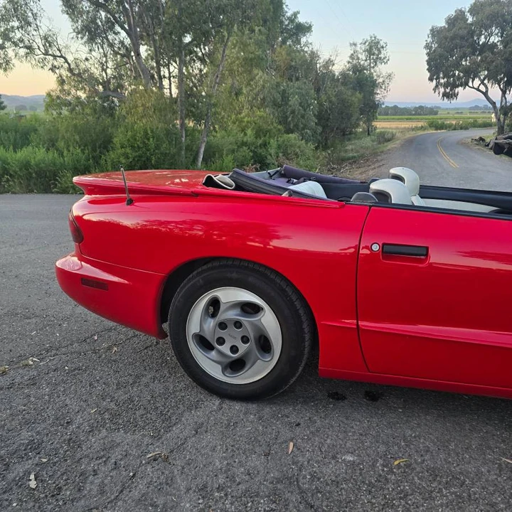1995 Pontiac Firebird 4th Gen - Image 21 of 24