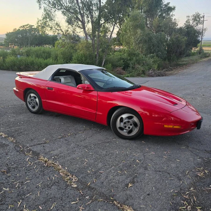 1995 Pontiac Firebird 4th Gen - Image 15 of 20