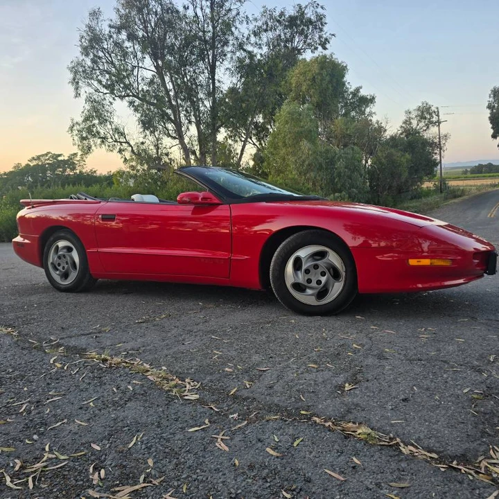 1995 Pontiac Firebird 4th Gen - Image 19 of 24