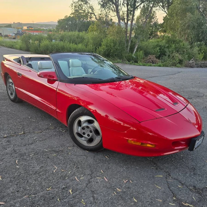 1995 Pontiac Firebird 4th Gen - Image 17 of 24