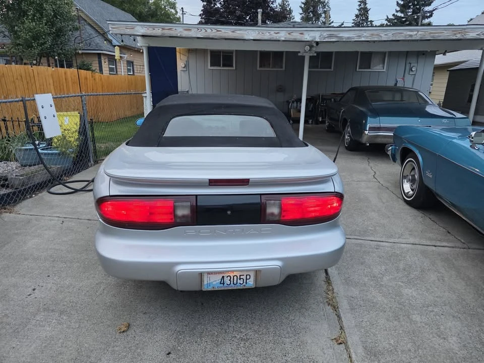1995 Pontiac Firebird 4th Gen - Image 11 of 12