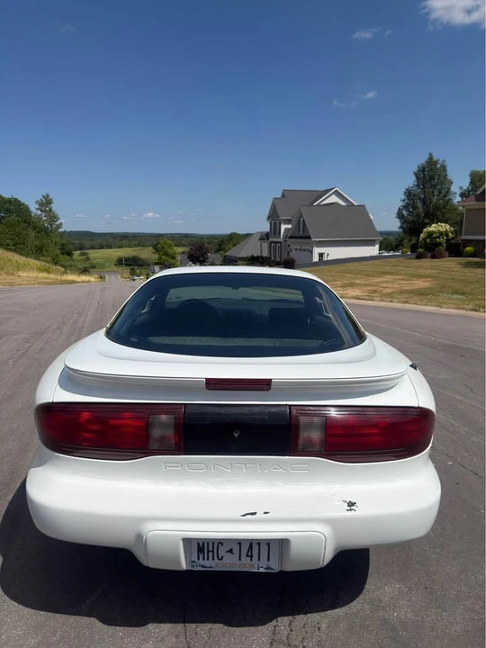 1995 Pontiac Firebird 4th Gen - Image 4 of 10