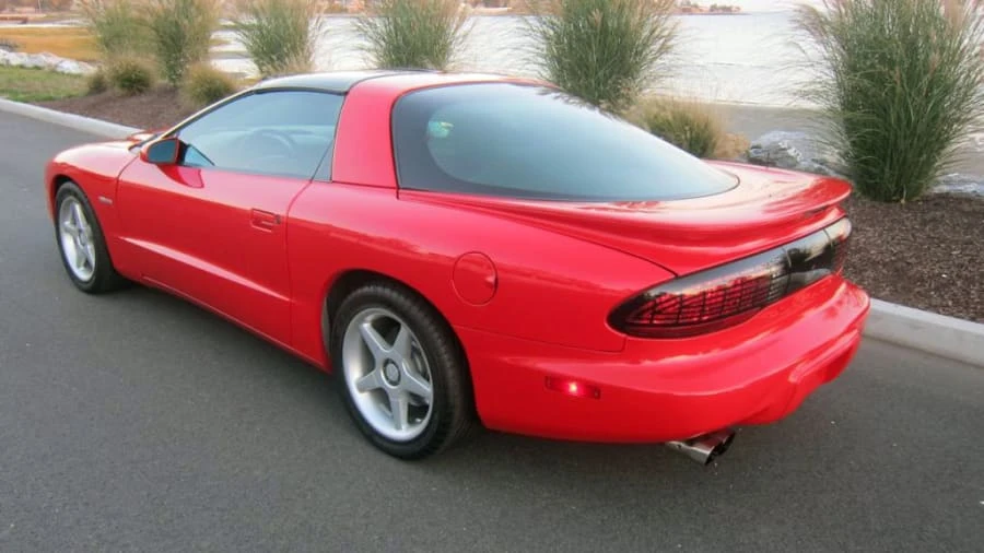 1995 Pontiac Firebird 4th Gen - Image 3 of 9