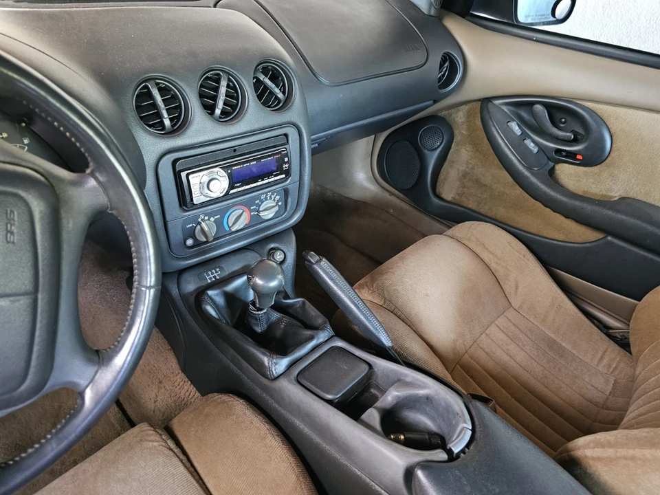 1995 Pontiac Firebird Formula 4th Gen - Image 17 of 23