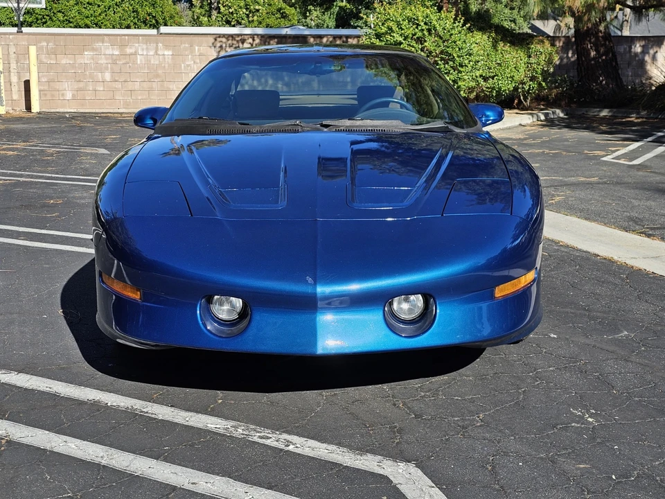 1995 Pontiac Firebird Formula 4th Gen - Image 9 of 23