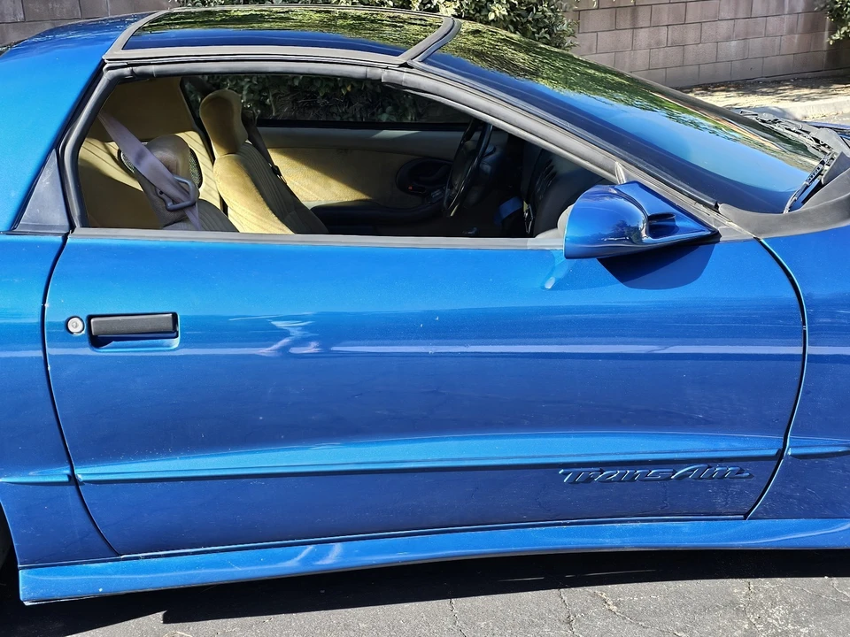 1995 Pontiac Firebird Formula 4th Gen - Image 9 of 31