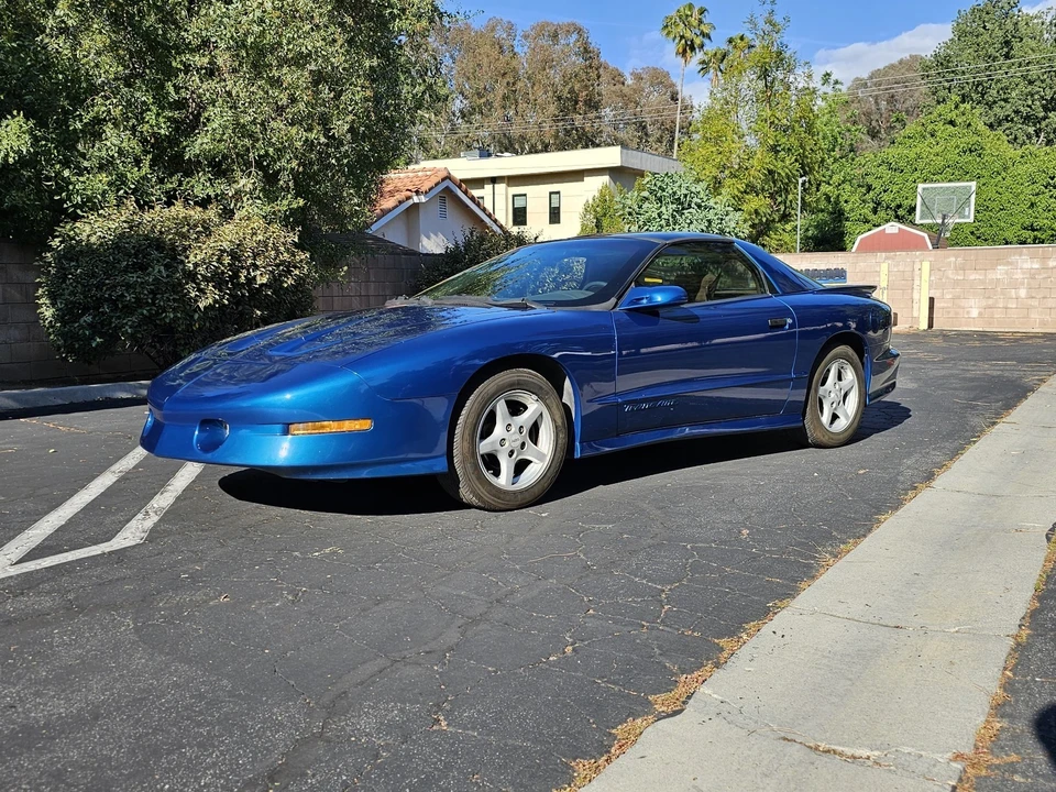 1995 Pontiac Firebird Formula 4th Gen - Image 12 of 31