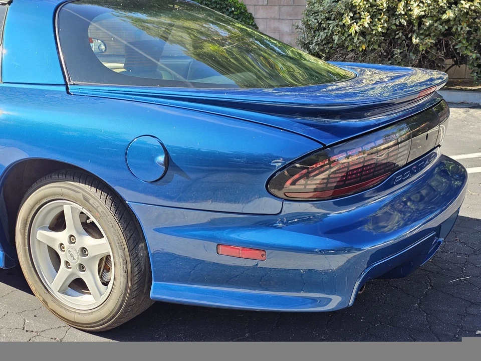 1995 Pontiac Firebird Formula 4th Gen - Image 23 of 31