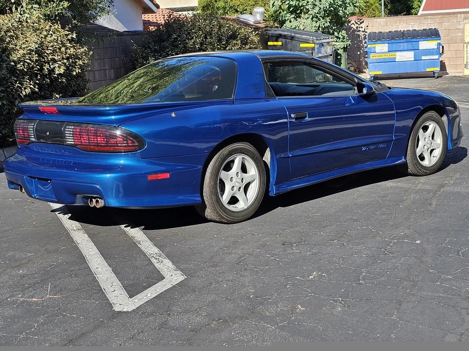 1995 Pontiac Firebird Formula 4th Gen - Image 3 of 31