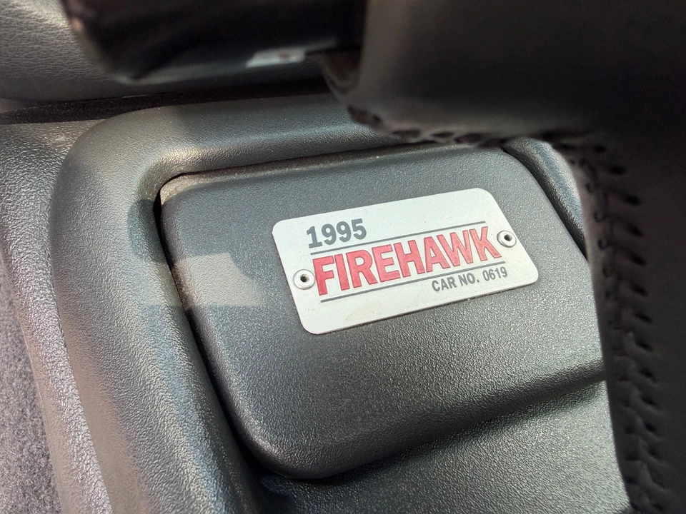 1995 Pontiac Firebird Formula 4th Gen - Image 28 of 31