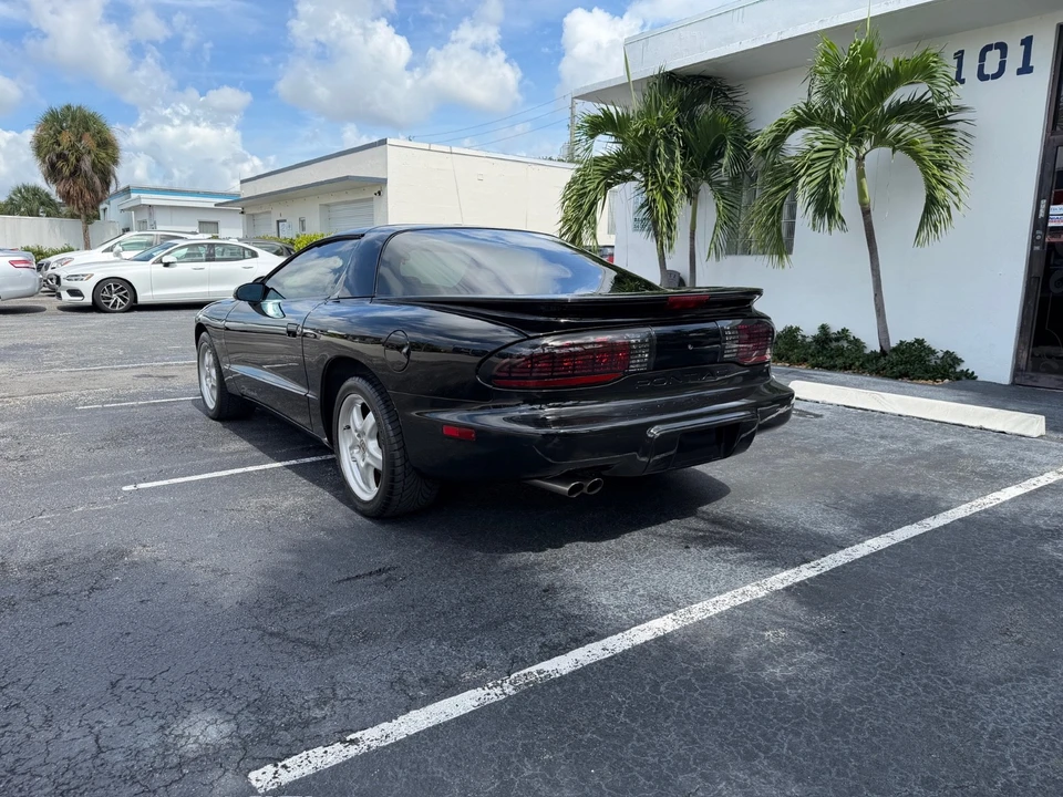 1995 Pontiac Firebird Formula 4th Gen - Image 11 of 31