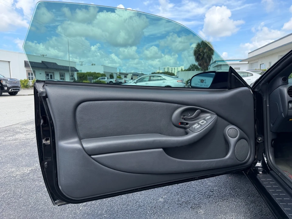1995 Pontiac Firebird Formula 4th Gen - Image 19 of 31