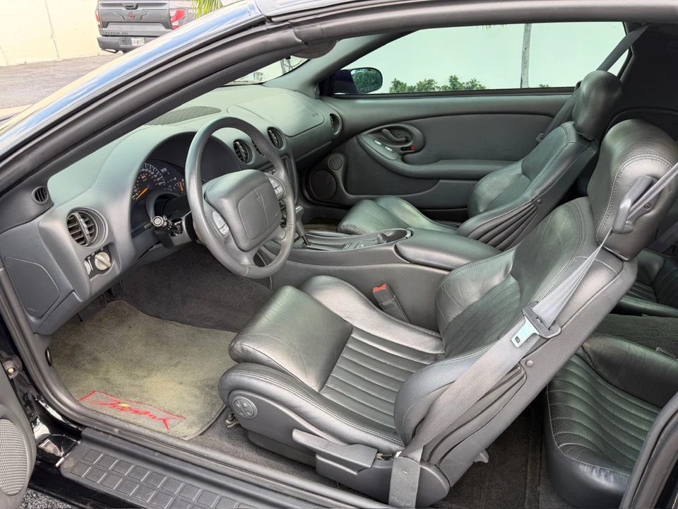 1995 Pontiac Firebird Formula 4th Gen - Image 21 of 31