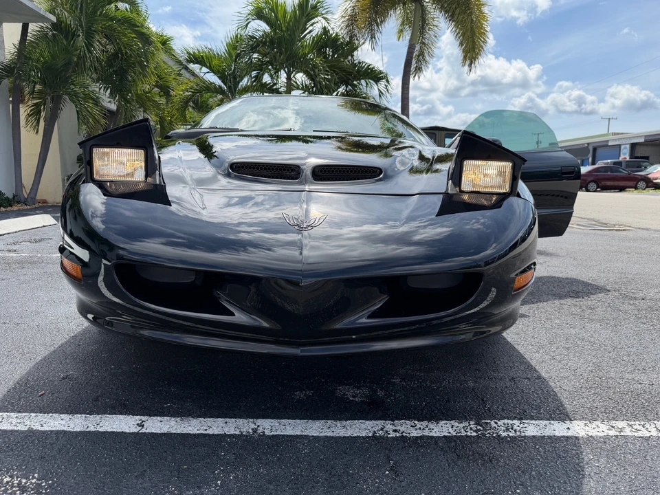1995 Pontiac Firebird Formula 4th Gen - Image 18 of 31