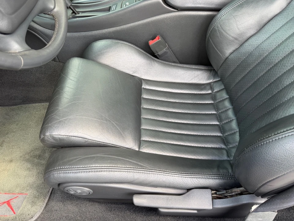 1995 Pontiac Firebird Formula 4th Gen - Image 23 of 31