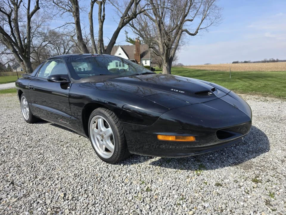 1995 Pontiac Firebird Formula 4th Gen - Image 2 of 20