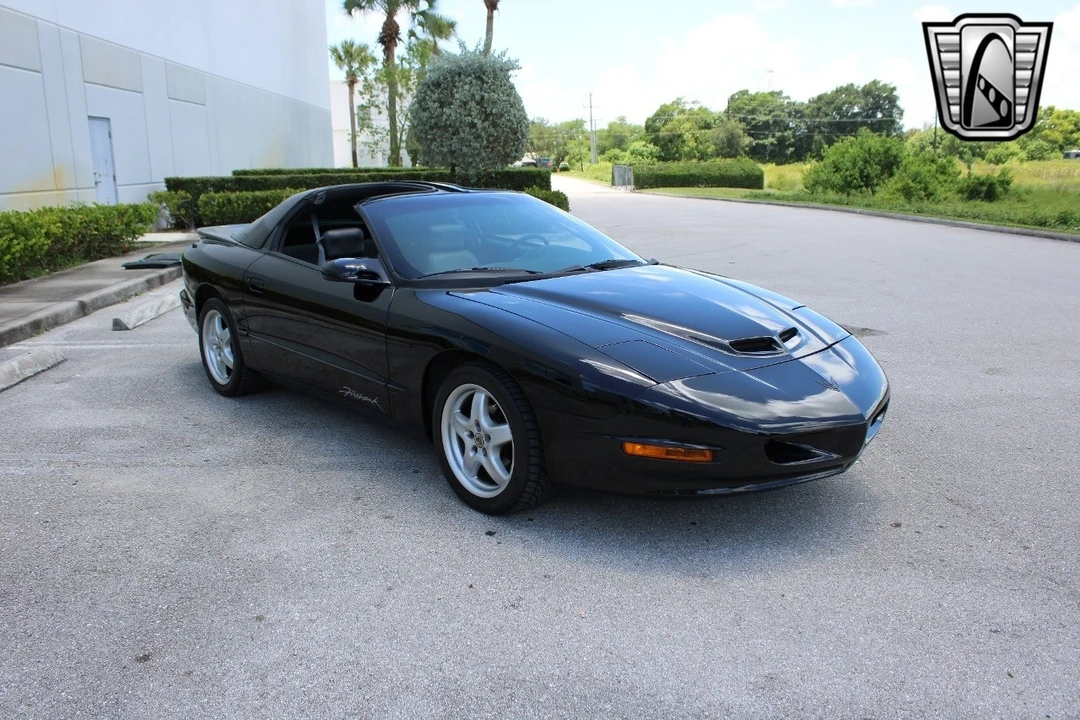 1995 Pontiac Firebird Formula 4th Gen - Image 11 of 21