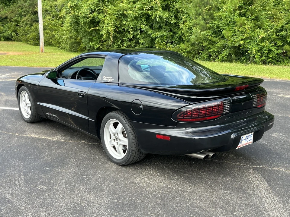 1995 Pontiac Firebird Formula 4th Gen - Image 8 of 27