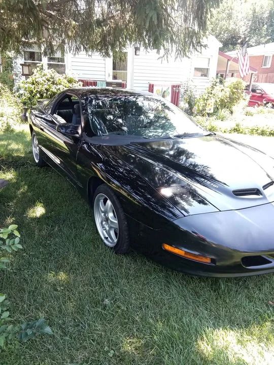 1995 Pontiac Firebird Formula 4th Gen - Image 2 of 10