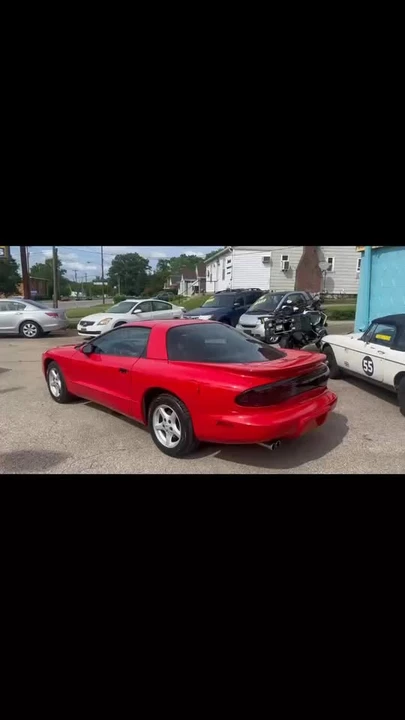 1995 Pontiac Firebird Formula 4th Gen - Image 17 of 17