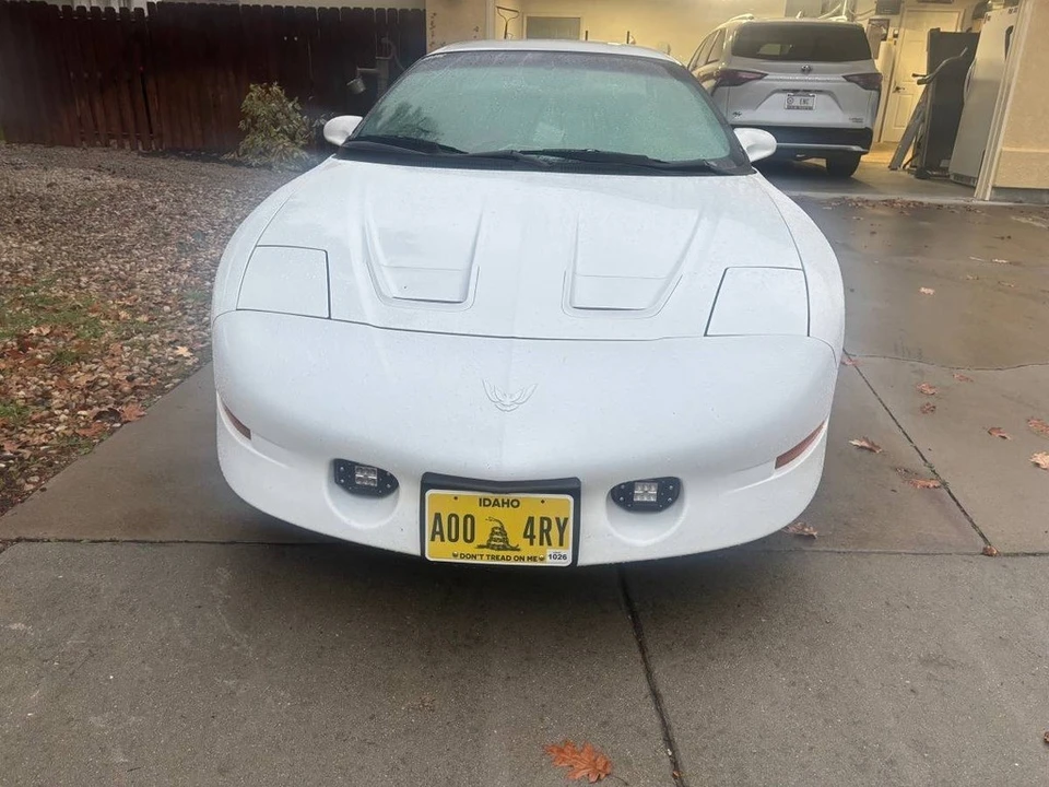 1995 Pontiac Firebird 4th Gen - Image 4 of 12
