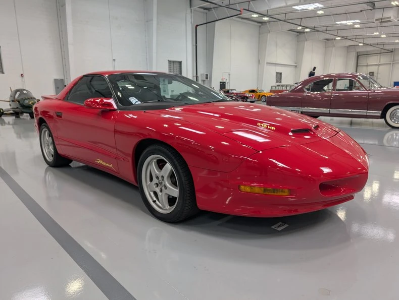 1995 Pontiac Firebird Formula 4th Gen - Image 5 of 16