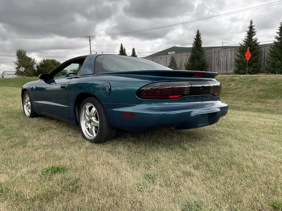 1995 Pontiac Firebird 4th Gen - Image 3 of 10